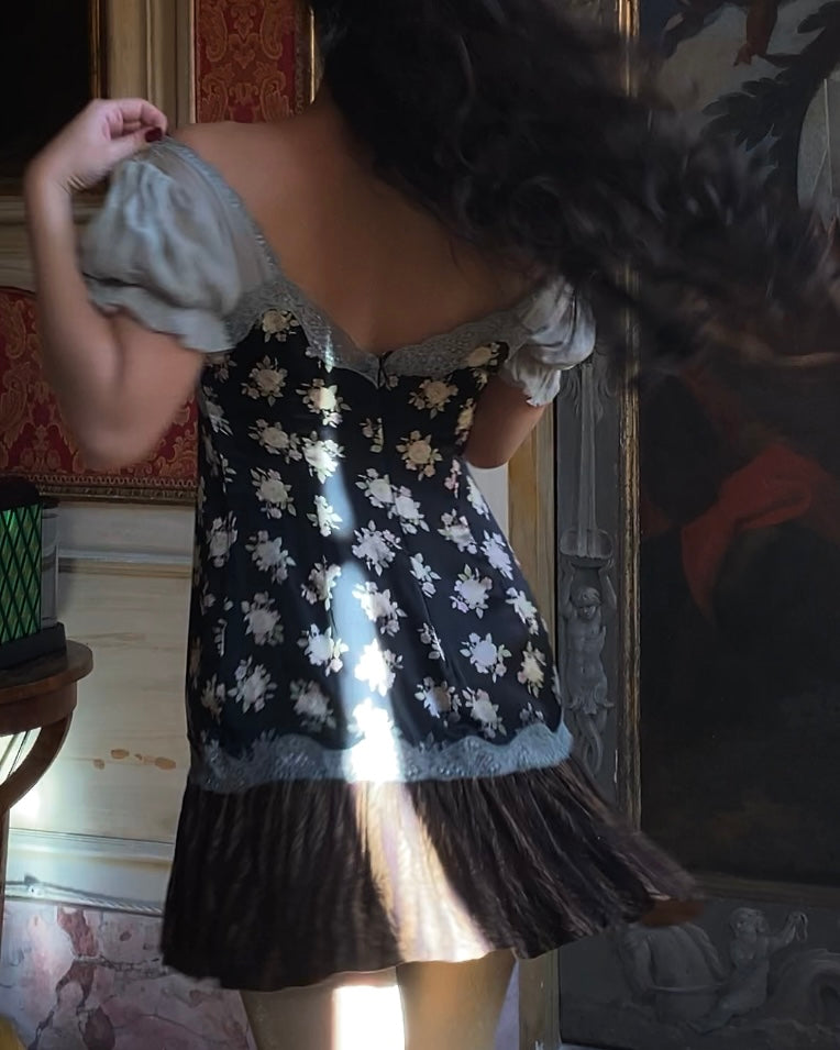 Dolce & Gabbana D&G 2005FW Puffed Sleeves Floral Dress