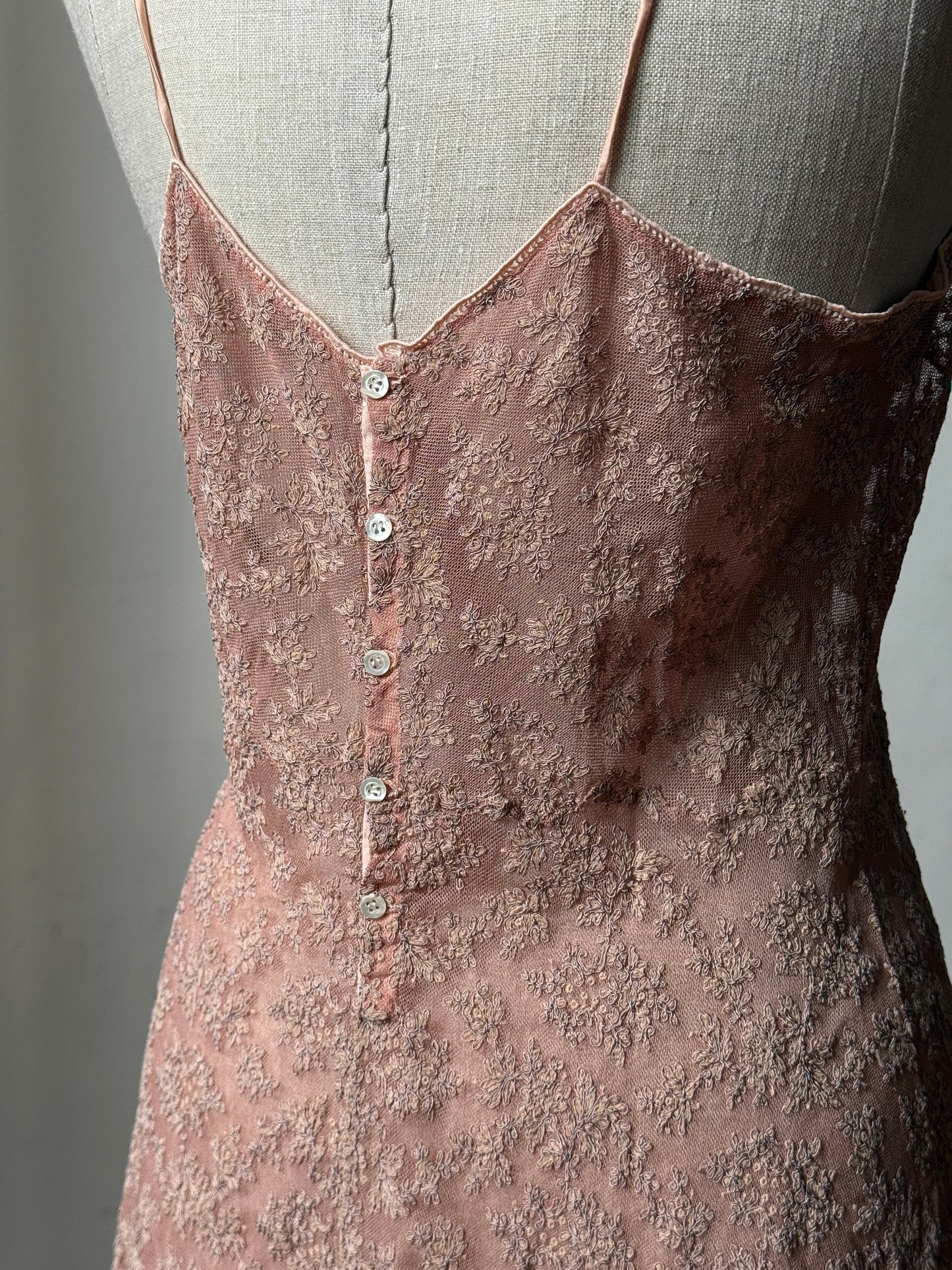 1930s Dusty Mauve Pink Lace Mini Slip
