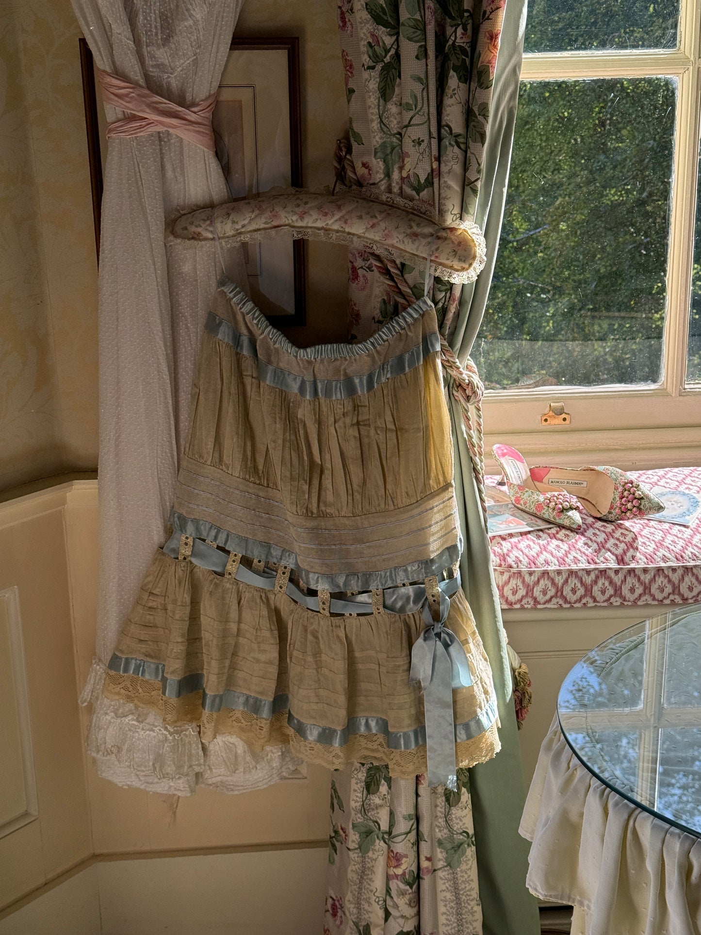 Moschino Cheap and Chic 2003SS Floral Embroidered Corset & Blumarine 2004SS Cream Ribboned Skirt