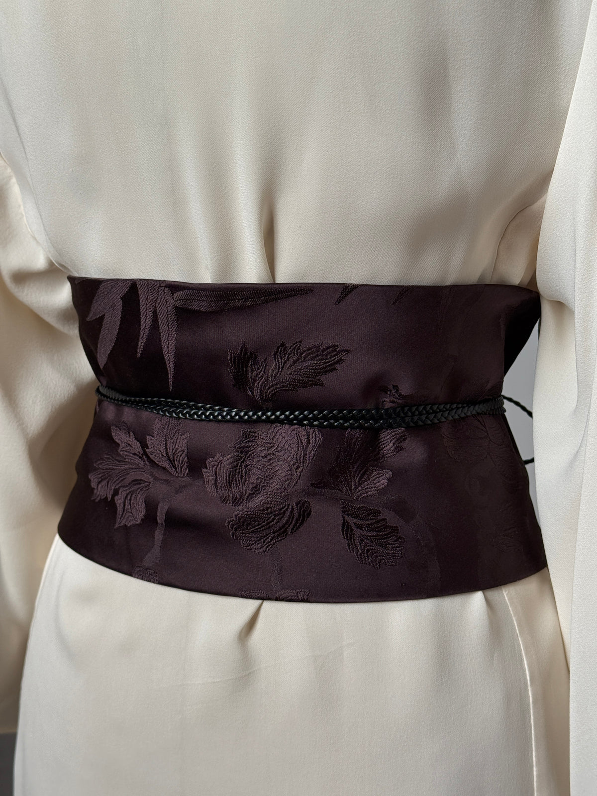 Gucci by Tom Ford 2002FW Floral Jacquard Kimono Belt & late 2000s Kimono Sleeves Silk Blouse