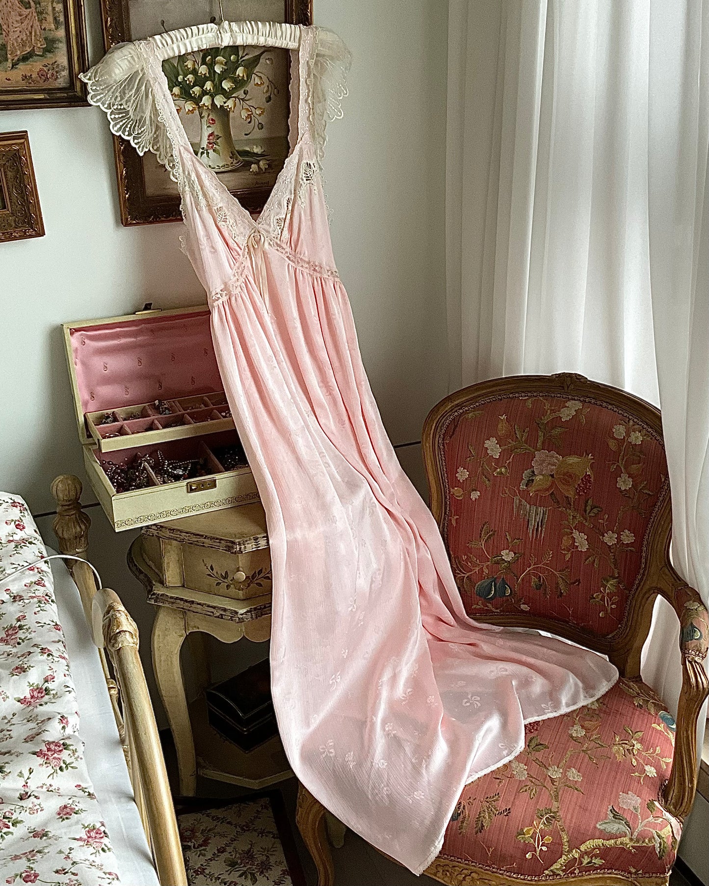 Christian Dior Pink Satin Slip with Ribbon and Rose Motifs