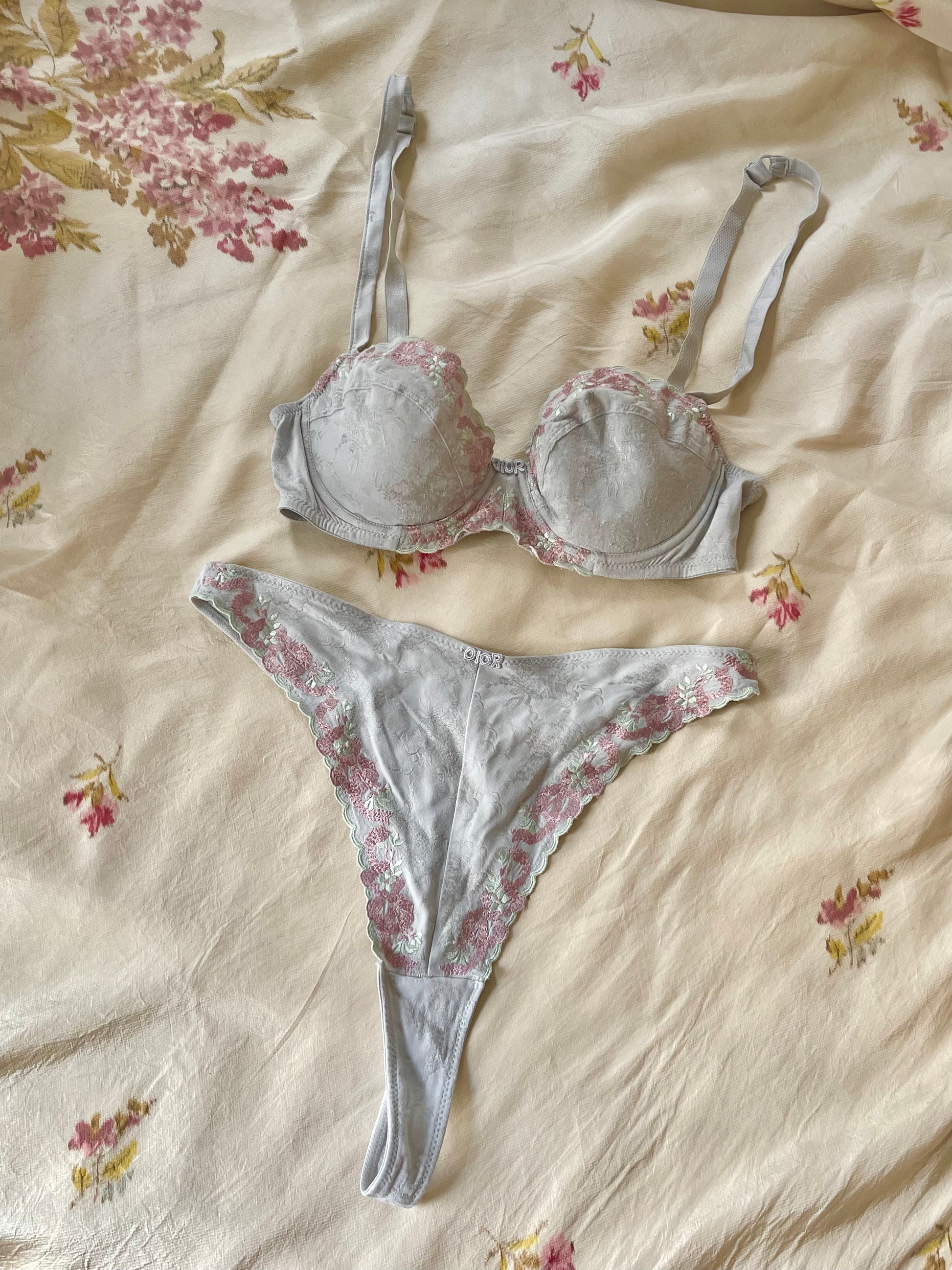 Christian Dior Light Grey Lingerie Set With Floral Embroidery