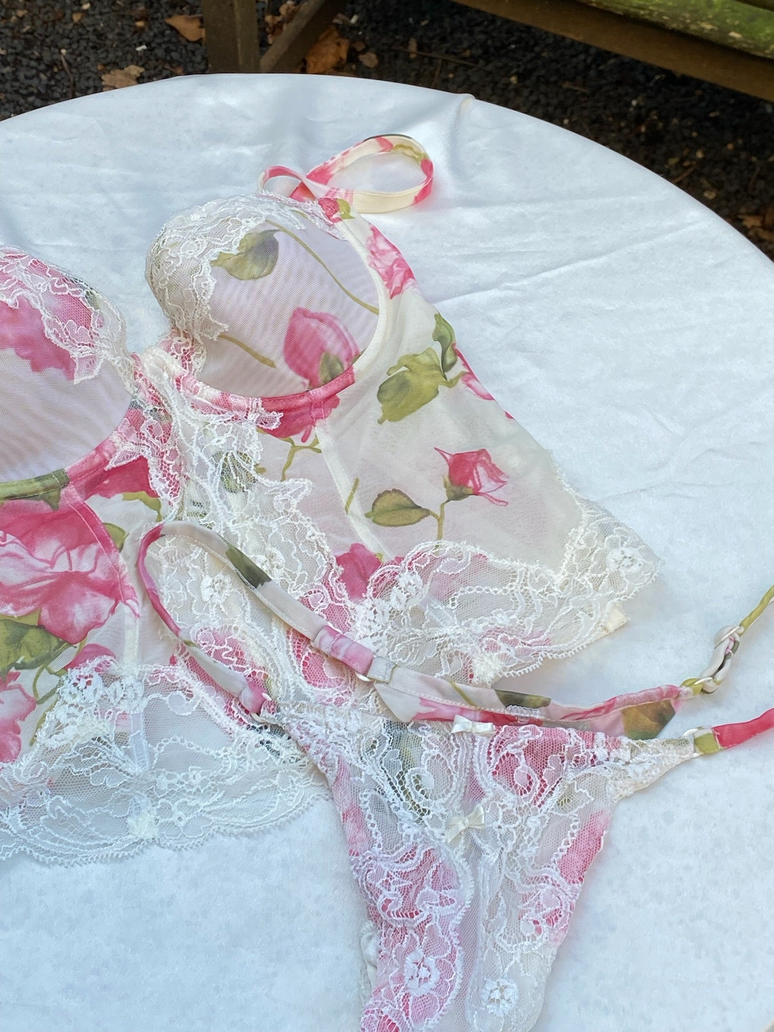 Romantic Floral Lingerie Set With White Lace Details – Sous Les Fleurs