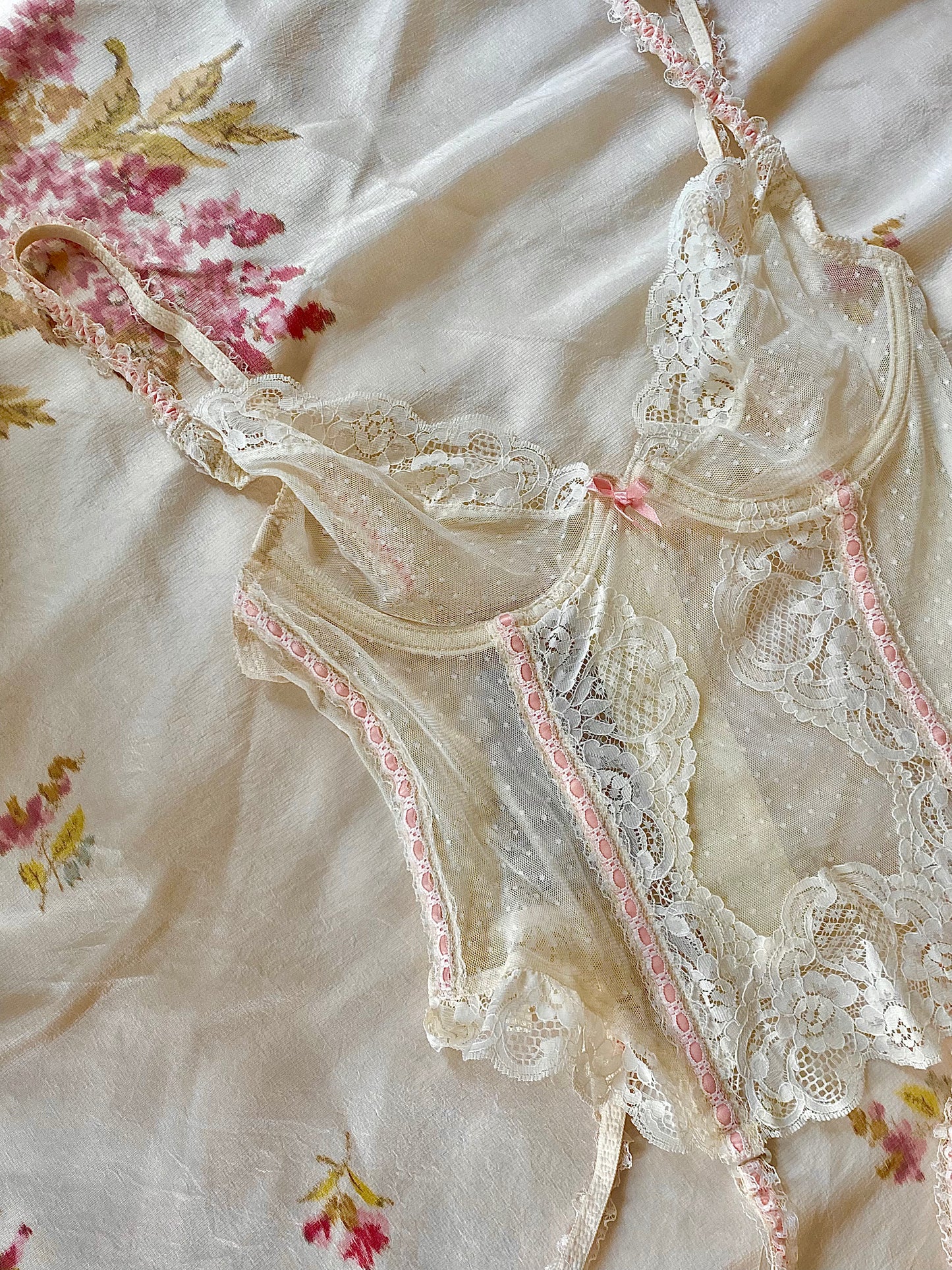 Cream Corset With Lace Embellishments And Pink Boning